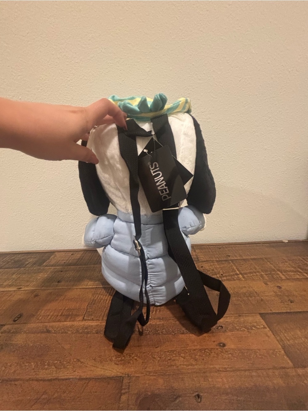 Peanuts Snoopy Plush Backpack-Hot Topic - Picture 5 of 15